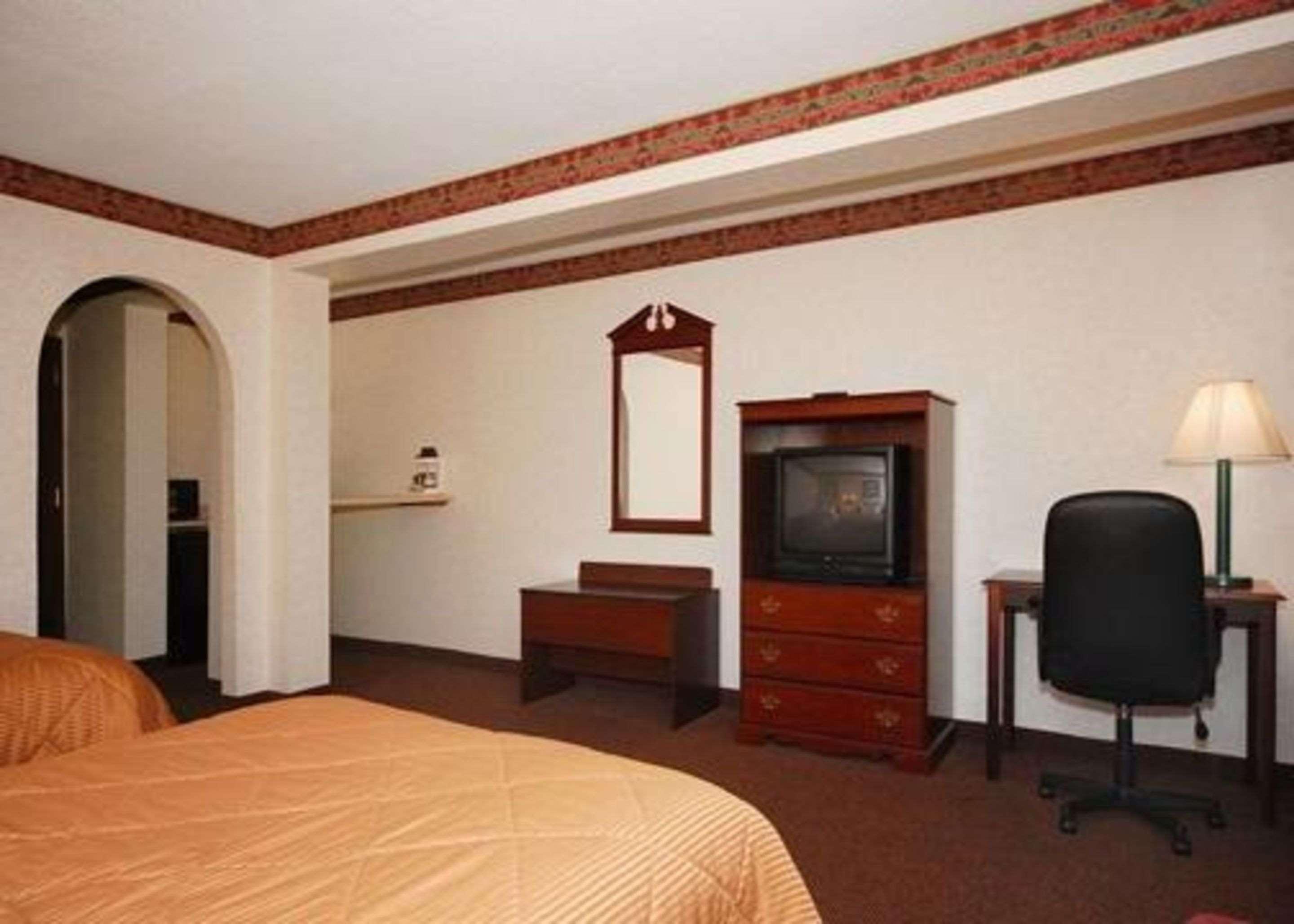Quality Inn & Suites Tarboro - Kingsboro Esterno foto