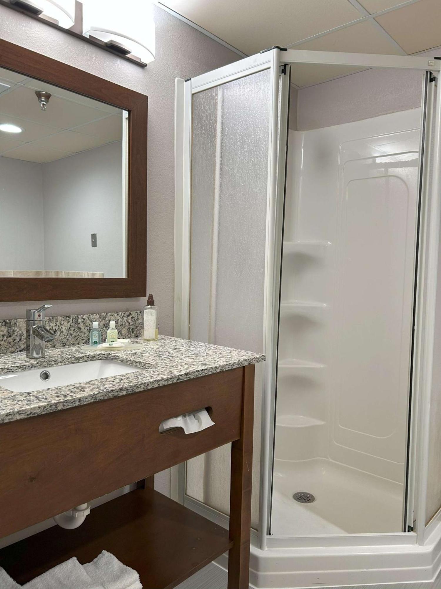 Quality Inn & Suites Tarboro - Kingsboro Esterno foto