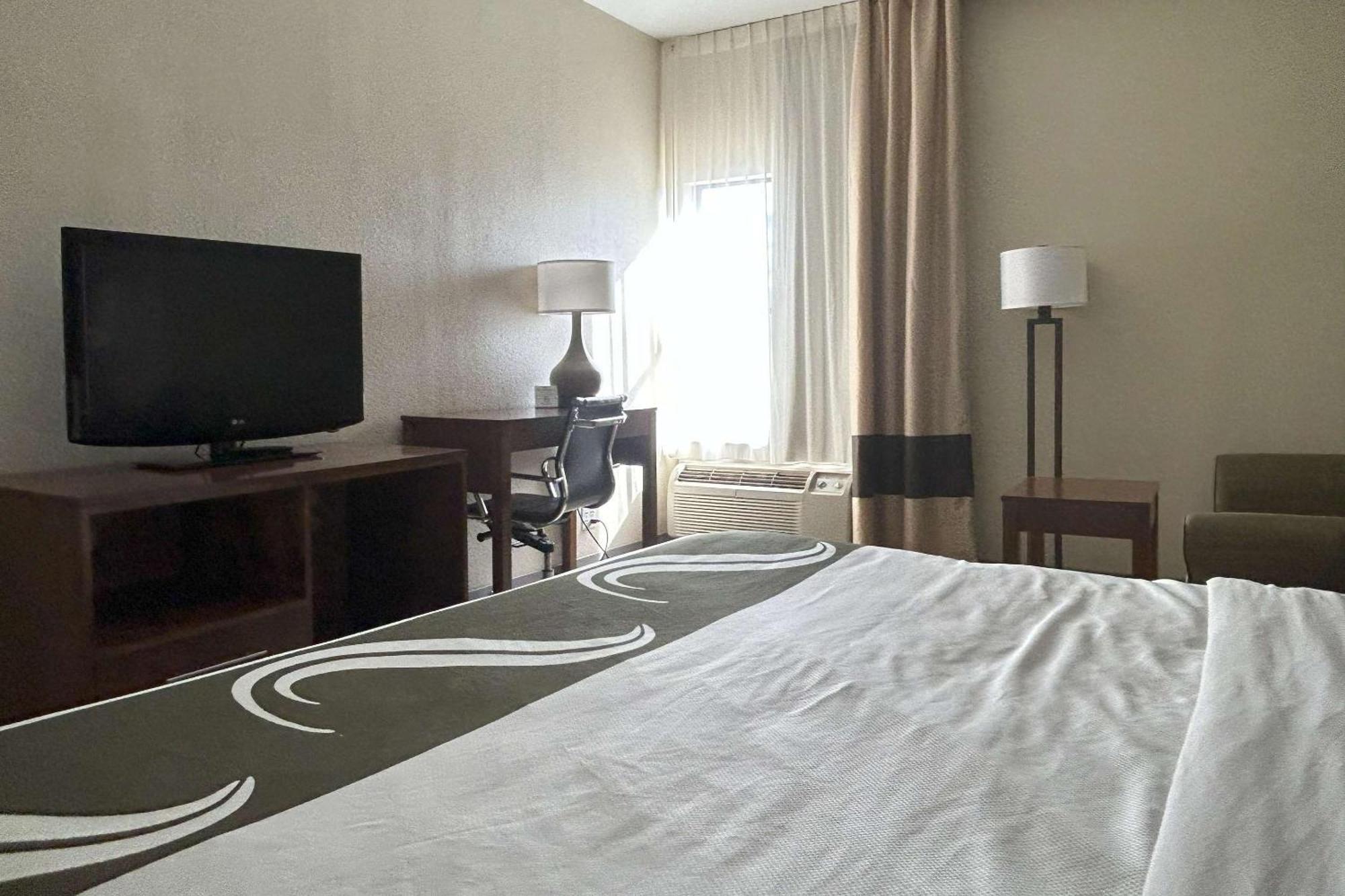 Quality Inn & Suites Tarboro - Kingsboro Esterno foto